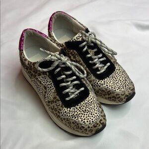Dolce Vita Yasmin Leopard Print Women's Comfort Sneakers with Pink Accents